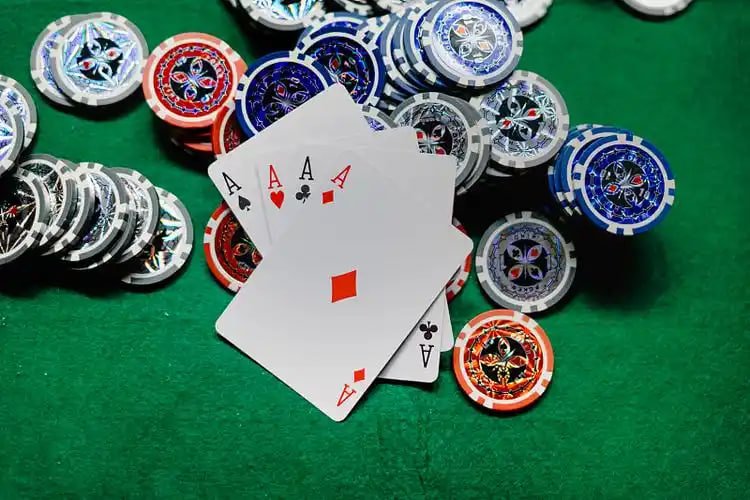 628 bulalo ကာစီနို APP မိုဘိုင်းဖုန်းမှ Live Roulette ကစားနေသောမြင်ကွင်း